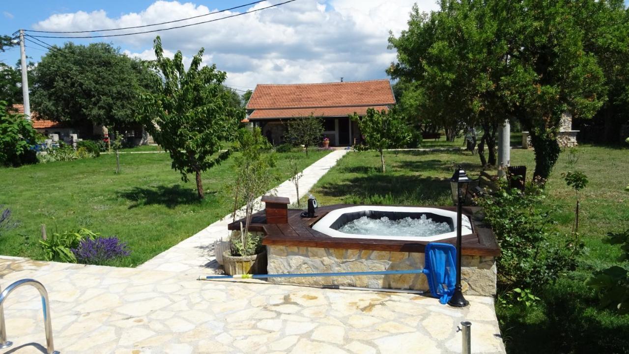 Villa Stone Medal Drniš Exterior foto